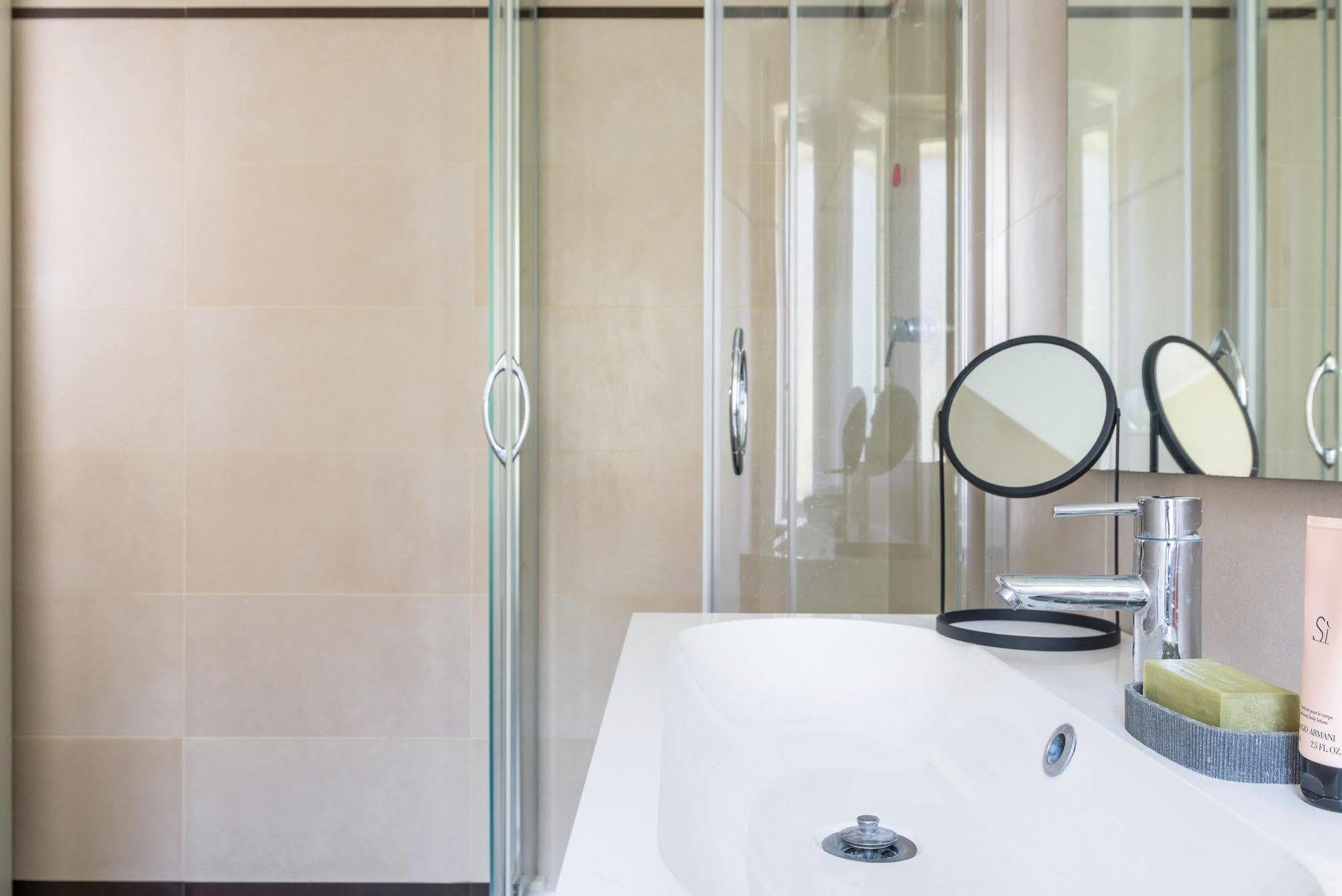Alcuino Apartment ミラノ エクステリア 写真