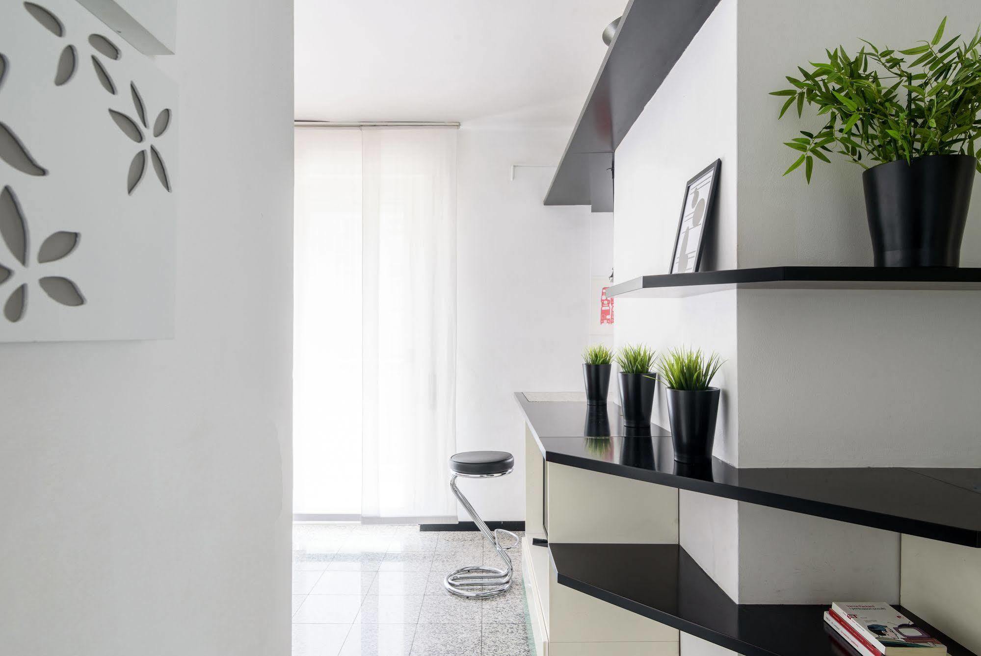 Alcuino Apartment ミラノ エクステリア 写真